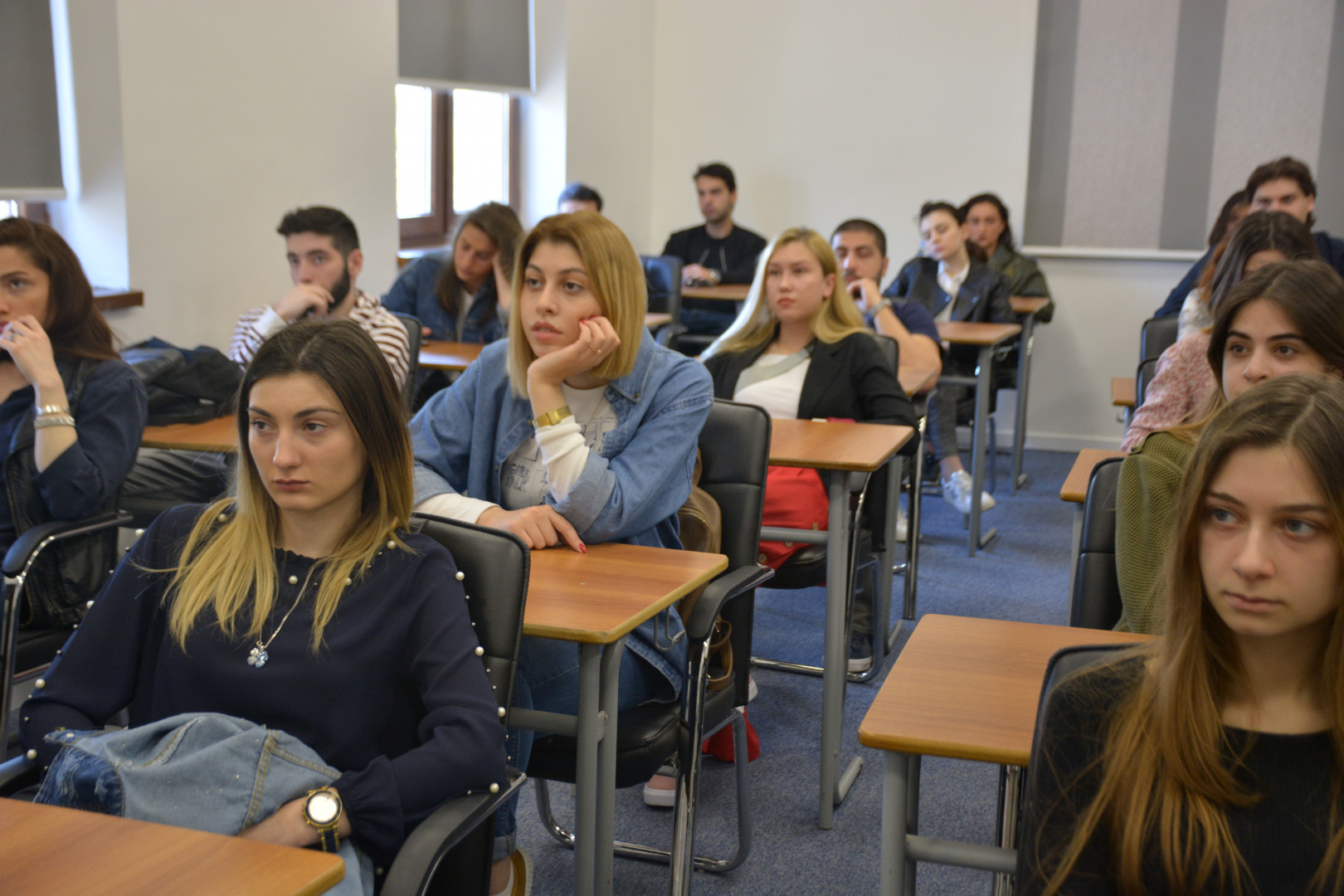 აისეკ საქართველო-ს წარმომადგენლების შეხვედრა კავკასიის უნივერსიტეტის სტუდენტებთან